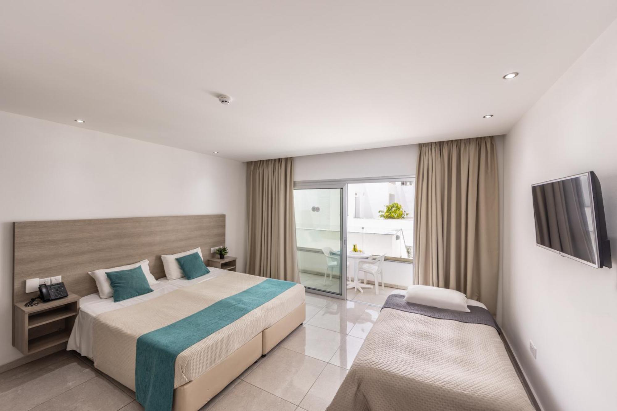 Milea Hotel アヤナパ 部屋 写真