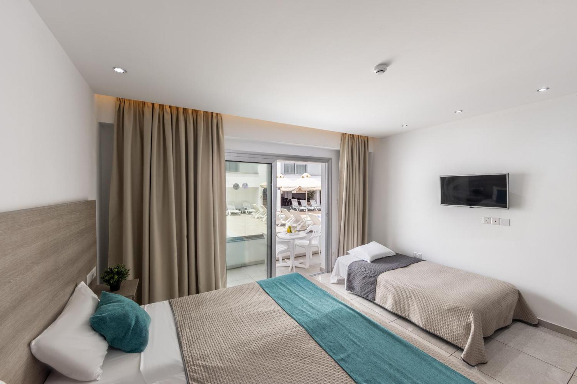 Milea Hotel アヤナパ 部屋 写真